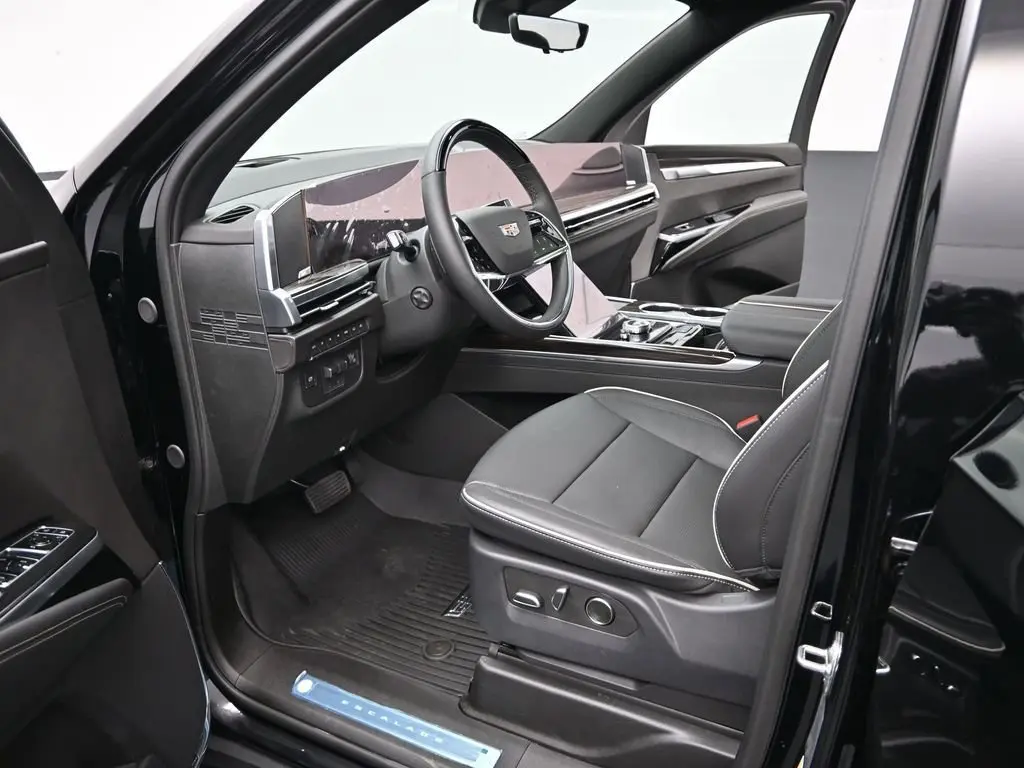 Cadillac Escalade ESV luxury interior seating
